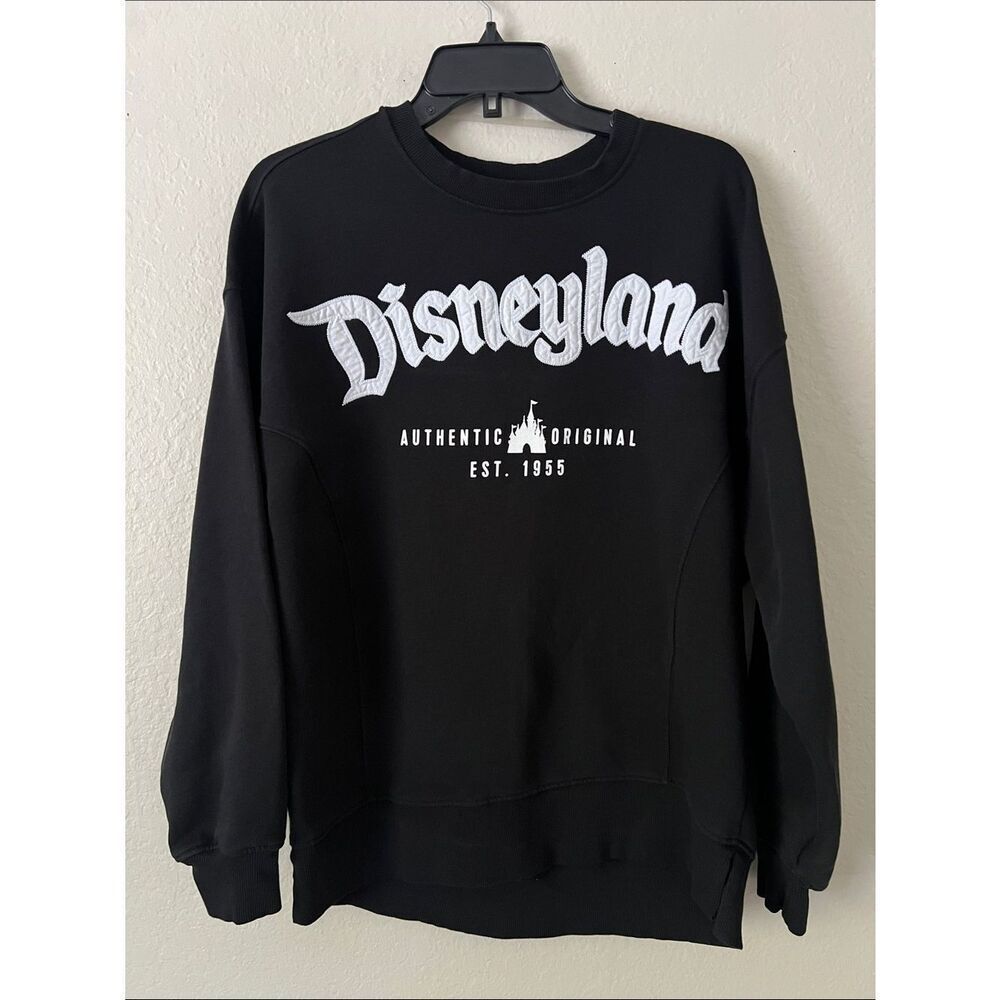 NWOT Disney Black Crewneck Sweatshirt with White Disneyland Logo S